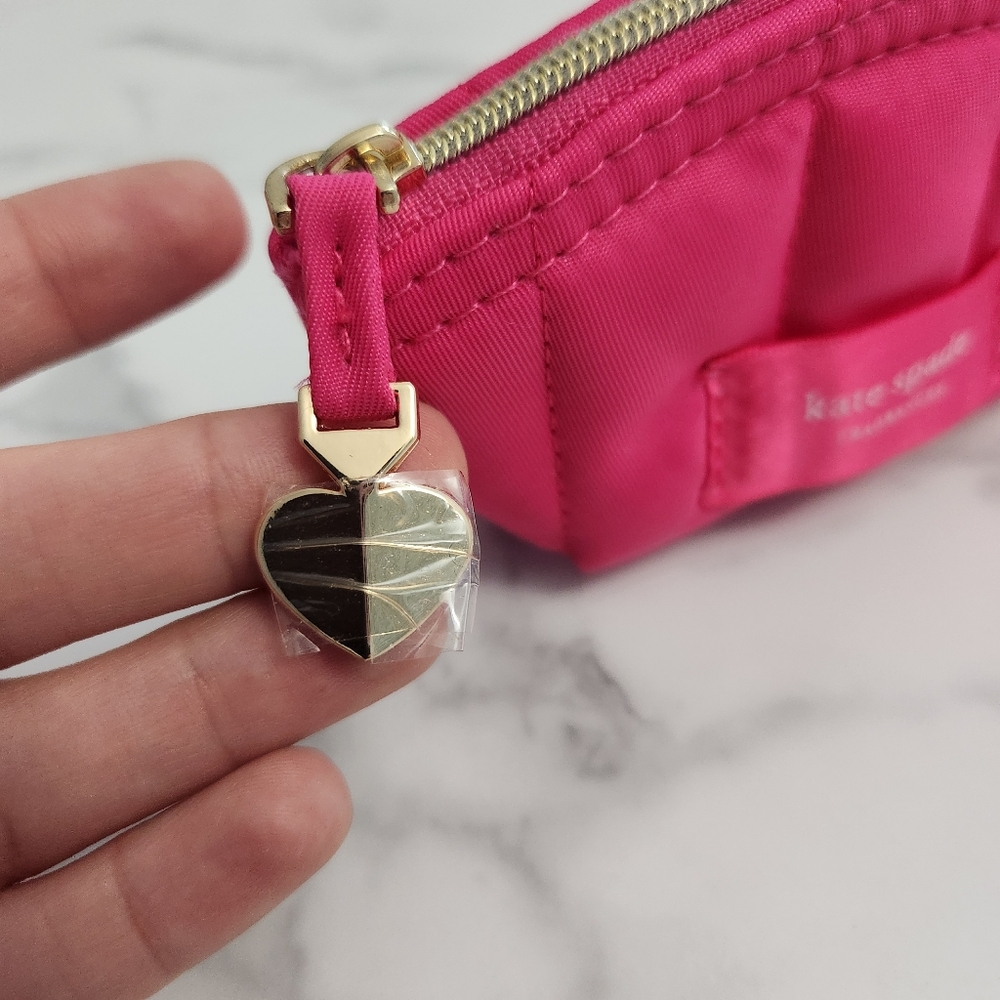 Kate Spade Quilted Pink Pouch Chic & Functional - Picture 3 of 9